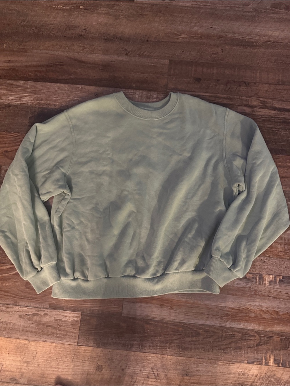 Hollister  Crewneck Sweatshirt in Sage Green